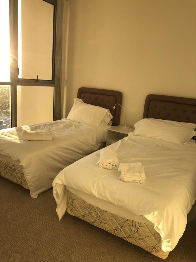 Audley 2 Bedroom High Rise Apartment מראה חיצוני תמונה
