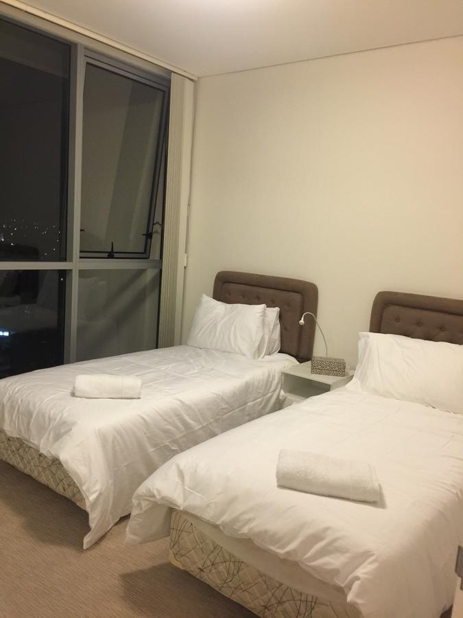 Audley 2 Bedroom High Rise Apartment מראה חיצוני תמונה